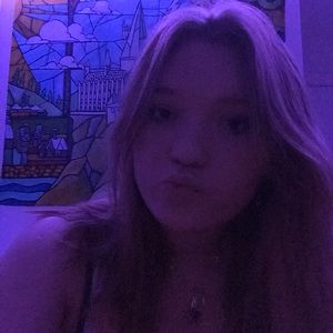 Meet your Posher, Lexi